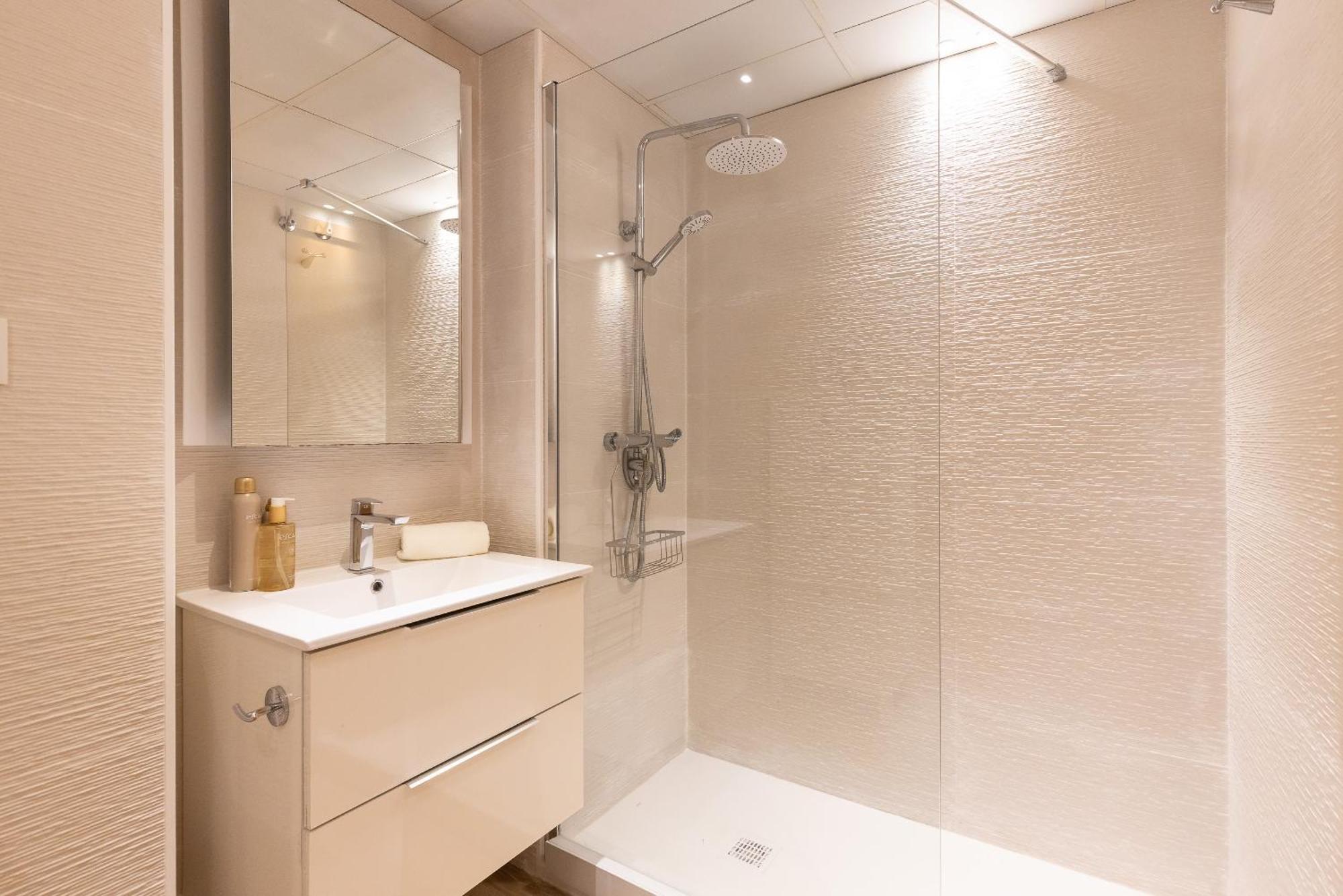 Uhc Aqua Family Complex Apartment Salou Ngoại thất bức ảnh